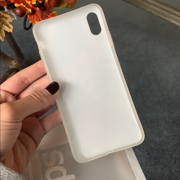 iPhone XS Max Case - Picture 2 of 4
